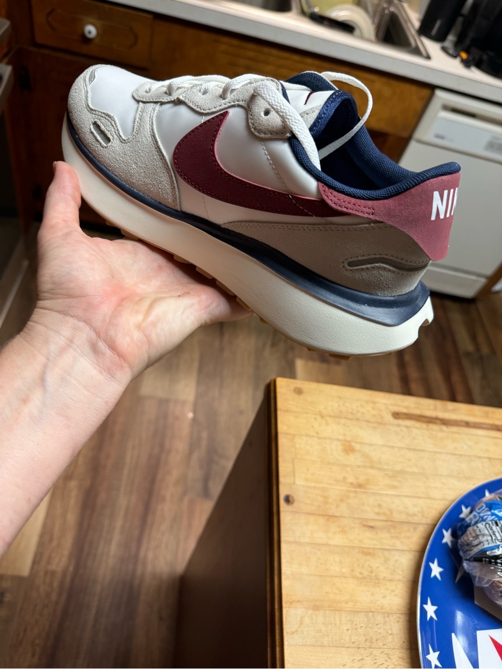 Nike Womenâs Retro White Navy Burgundy Sneakers
